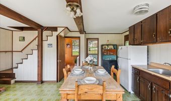 95 Bellwater Ave, Barton, VT 05822