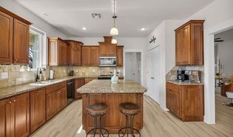 33389 S Coves Dr, Afton, OK 74331
