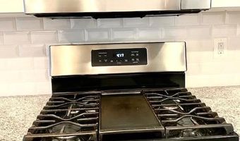 22370 LUCAS Ter, Ashburn, VA 20148