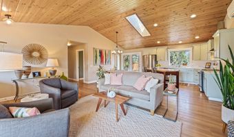 24855 Deer Ln, Bend, OR 97701