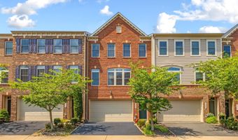 26065 HUNTWICK GLEN Sq, Aldie, VA 20105