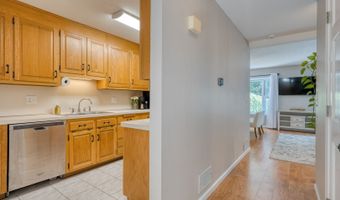 1325 Farmington Ave APT 5, Bristol, CT 06010