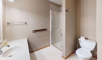 317 E 1st St, Arthur, IA 51431