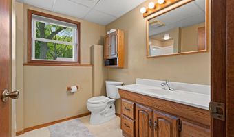 57 SOLAR Cir, Appleton, WI 54915