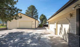 59649 Okanagan Ln, Bend, OR 97702