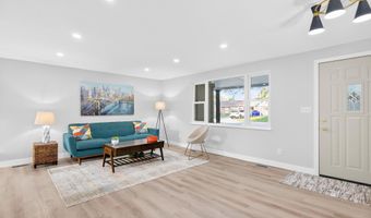 205 Linkensmith Dr, Anna, OH 45302