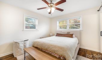 2333 Birchcrest Dr, Charlotte, NC 28205