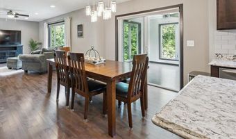 13715 Grafton Ct, Apple Valley, MN 55124