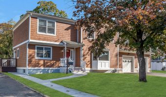 575 Clinton Ave, Belford, NJ 07718