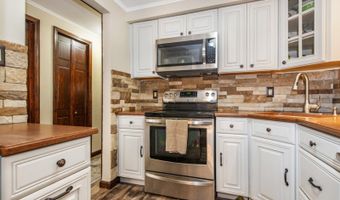 532 Terrace Dr, Alloway, NJ 07422