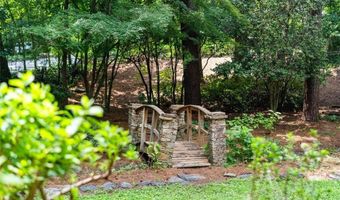 2190 Stephen Long Dr NE, Atlanta, GA 30305