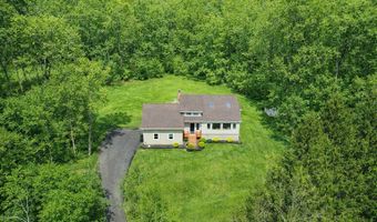 6 Daniels Dr, Danbury, CT 06811