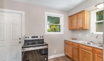 802 Woodlawn Ave, Cincinnati, OH 45205