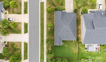 9302 Dufaux Dr, Charlotte, NC 28278