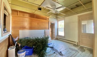 237 MILL St, Algoma, WI 54201