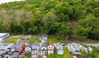 5 Ambridge, Ambridge, PA 15003