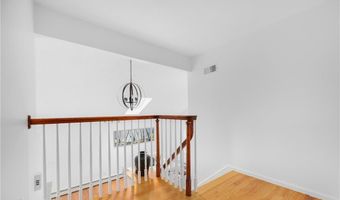22 Hull St, Jamestown, RI 02835