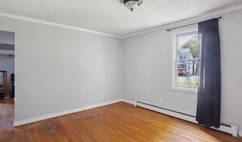 40 Park Ave, Danbury, CT 06810