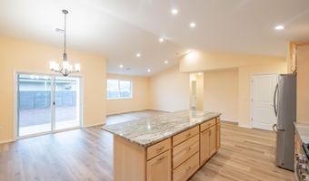 2037 Waterford St SE, Albany, OR 97322