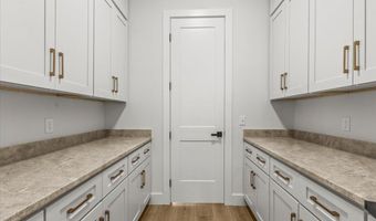 10541 E Brainerd Rd, Apison, TN 37302