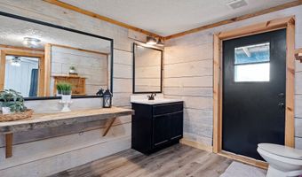 215 Erwin Rd, Adairsville, GA 30103