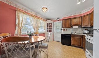 29 E MAPLE Ave, Bellmawr, NJ 08031