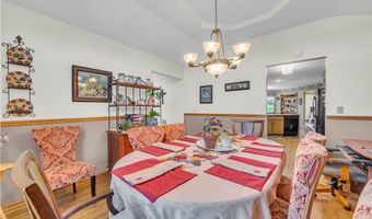 9903 Vermilion Rd, Amherst, OH 44001