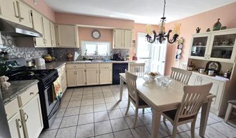 527 E BROWNING Rd, Bellmawr, NJ 08031