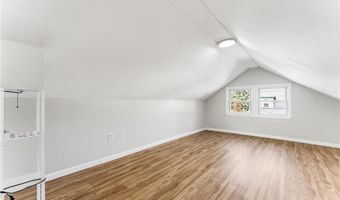 9 Lookout Ave, North Providence, RI 02911