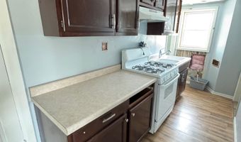1719 Saint Clair River Dr, Algonac, MI 48001