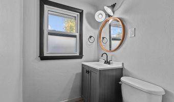 1200 S KERNAN Ave, Appleton, WI 54915