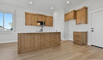 3090 Elixir Rd, Ammon, ID 83406