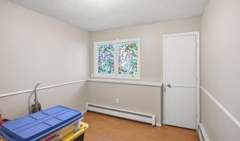 7207 Foxridge Cir #D-4, Anchorage, AK 99518