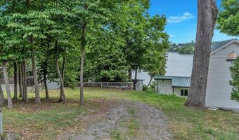 220 Way Ln, Bridport, VT 05734