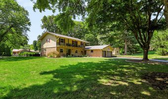 8852 Ridge Hill Dr, Indianapolis, IN 46217