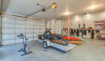 17295 Azusa Rd, Bend, OR 97707