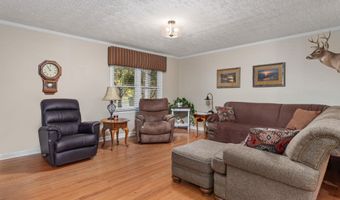 521 East St, Athens, AL 35611