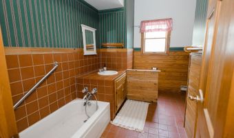 19429 E State Highway 14, Ava, MO 65608
