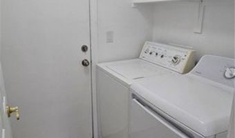 9636 Cedar Park Ave, Las Vegas, NV 89148