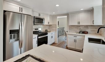 2127 Rancho Verde Dr, Escondido, CA 92025