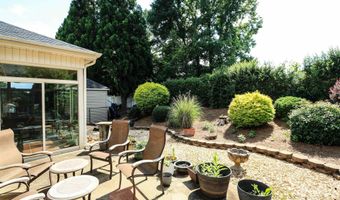20 COBBLESTONE Dr, Anniston, AL 36207