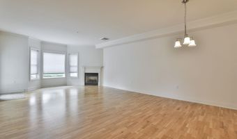 65 Hawthorne Dr 115, Bedford, NH 03110