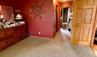 640 LAURISA Ln, Antigo, WI 54409