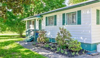 270 Winters Ln, Alburgh, VT 05440