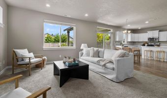 21278 SE Daylily Ave, Bend, OR 97702