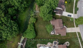 315 Randwood Dr, Amherst, NY 14221