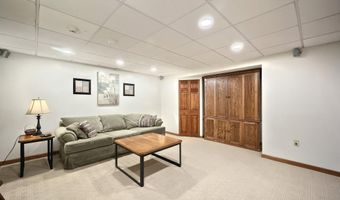 7714 PARADISE Hts, Abbottstown, PA 17301