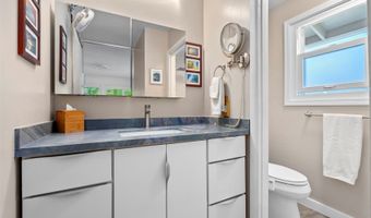 1312 Aupapaohe St, Kailua, HI 96734