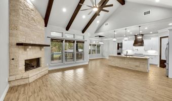 839 Shady Grv, Adkins, TX 78101