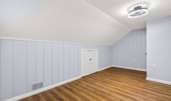 46 N Cliff St, Ansonia, CT 06401